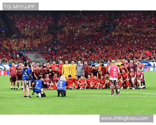 足球明星在赛场上的激情时刻与惊艳表现回顾